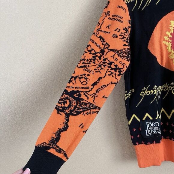 New Size XS The Lord of the Rings Eye of Sauron Patterned Sweater BoxLunch - Picture 3 of 7